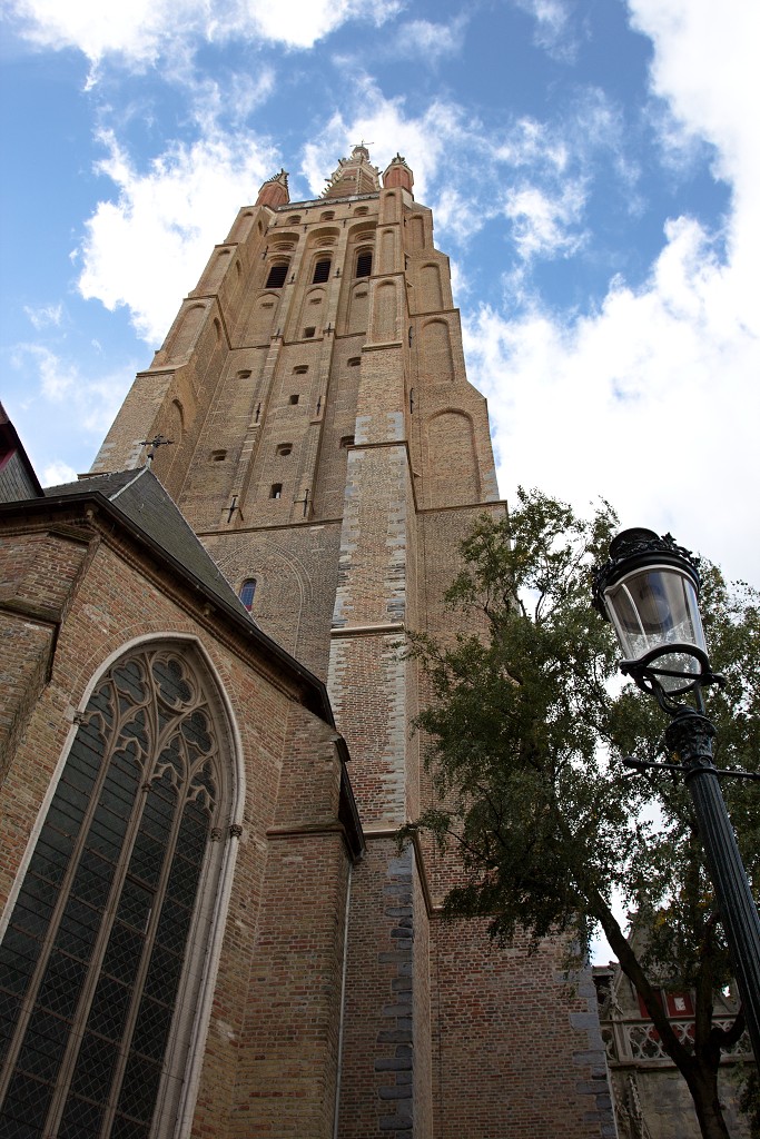 brugge belgie hdr UNESCO Werelderfgoedstad begijnhof Sint-Salvatorskathedraal Onze-Lieve-Vrouwkerk frietmuseum